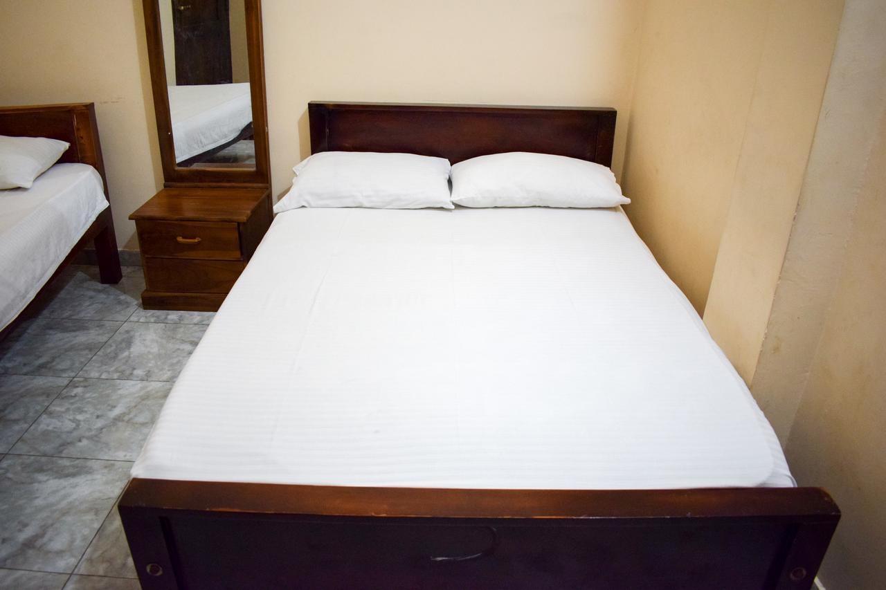 Yoho Adhikarana Mawatha Otel Kolombo Dış mekan fotoğraf