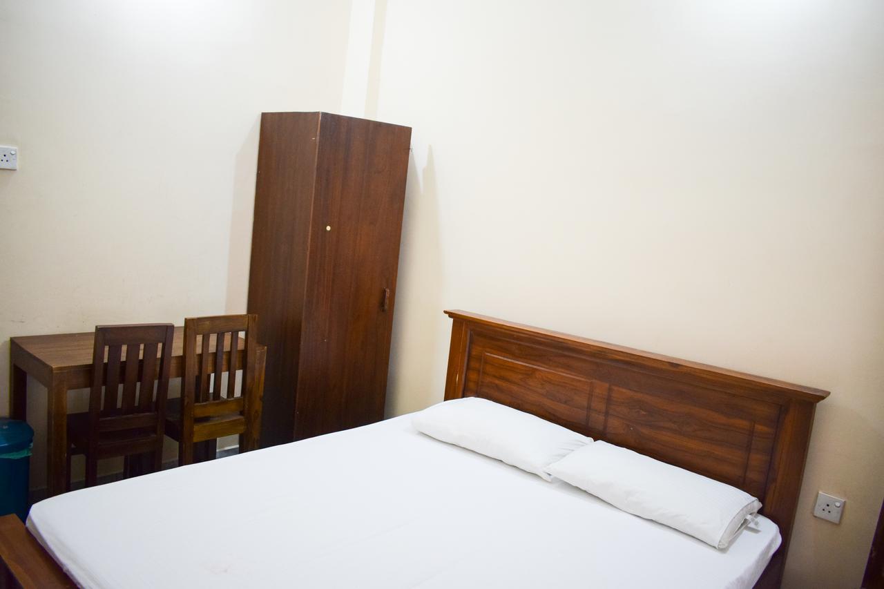 Yoho Adhikarana Mawatha Otel Kolombo Dış mekan fotoğraf