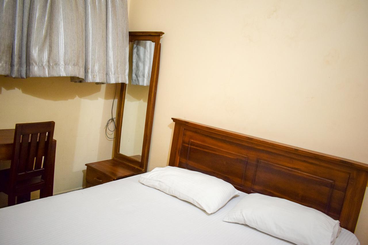 Yoho Adhikarana Mawatha Otel Kolombo Dış mekan fotoğraf