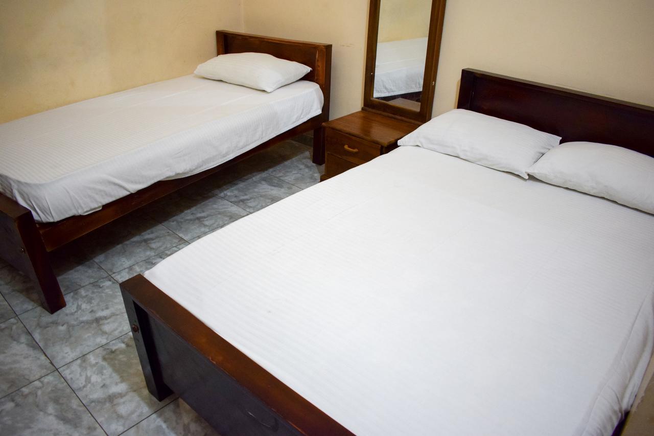 Yoho Adhikarana Mawatha Otel Kolombo Dış mekan fotoğraf