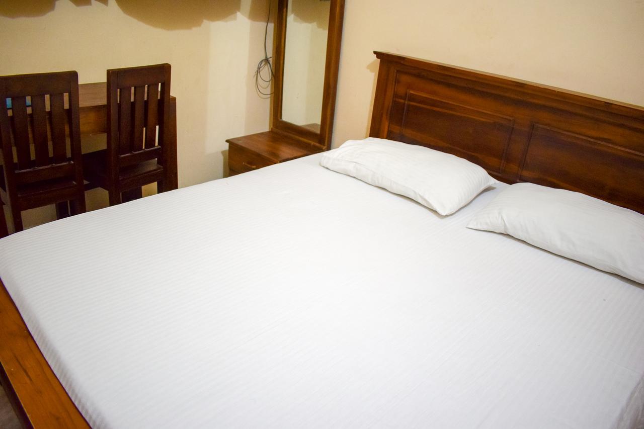 Yoho Adhikarana Mawatha Otel Kolombo Dış mekan fotoğraf
